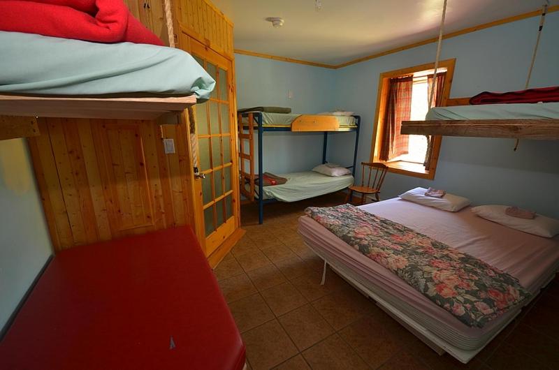 Семейный Номер, Auberge Jeunesse De Tadoussac