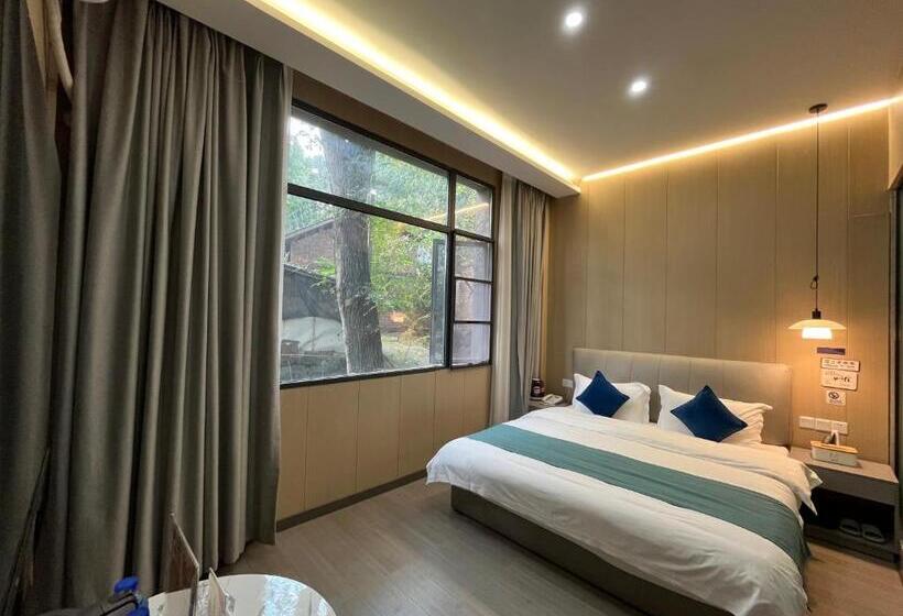 Номер Deluxe, Jinyang Xinyi Hotel   Tianfu International Airport