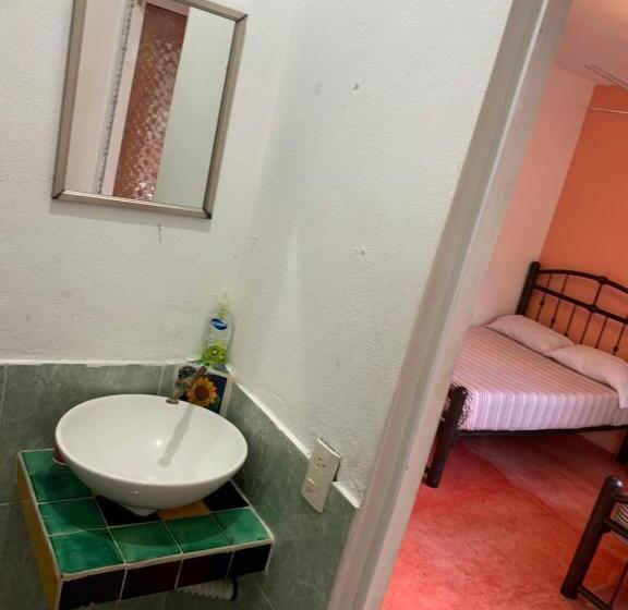 Economy Quadruple Room, Anamaya Hostal