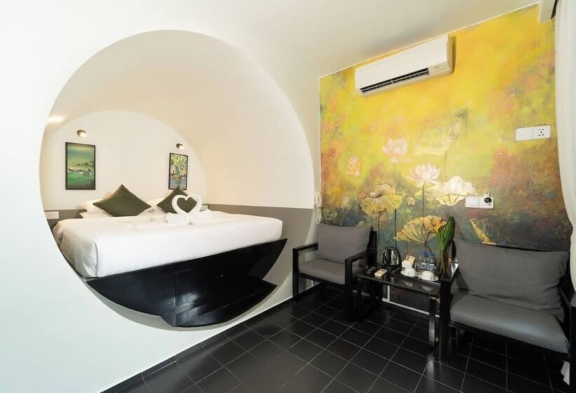Семейный Номер, Tunnel Urban Retreat