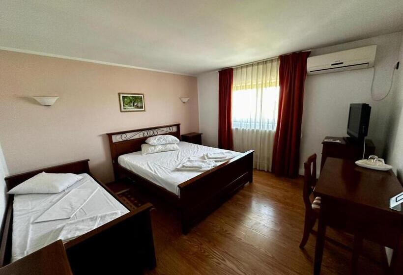 Трехместный Номер Deluxe, Domeniile Negrea By Insieme Grand Resort