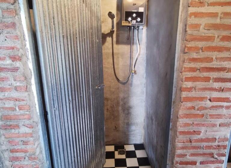 Стандартный Номер Кровать Кинг, นาตาทา Cafe  & Farm Stay