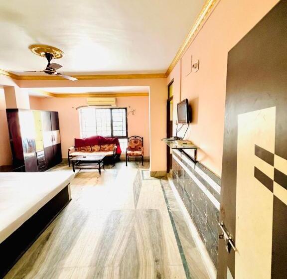 デラックストリプルルーム, Goroomgo Relyef Inn Kolkata   Fully Air Conditioned