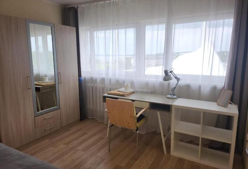 اتاق استاندارد یک نفره با چشمانداز دریا, Central Shared Flat   Quiet Private Room