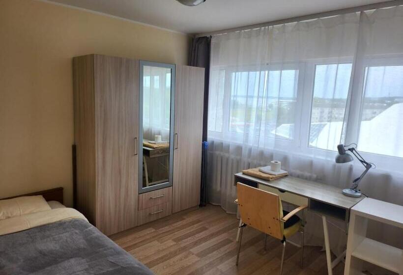 اتاق استاندارد یک نفره با چشمانداز دریا, Central Shared Flat   Quiet Private Room