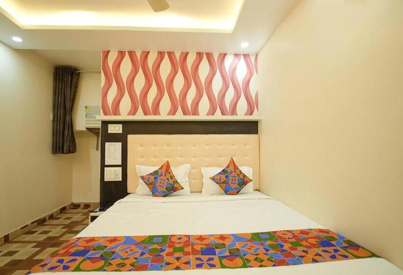 Номер Deluxe, Fabhotel Grand Vatika