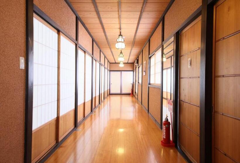 Quarto Quádruplo Estandar, 料理旅館 山里料理 いそべ