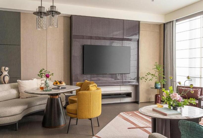 Люкс Премиум, Four Seasons Hotel Hangzhou At Hangzhou Centre