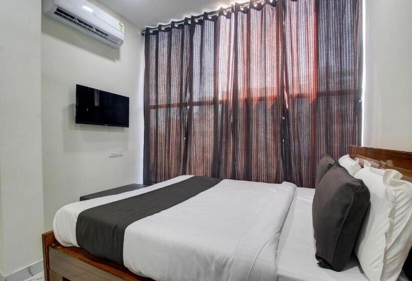 三人经典房间, Oyo Flagship Hotel Moon Light