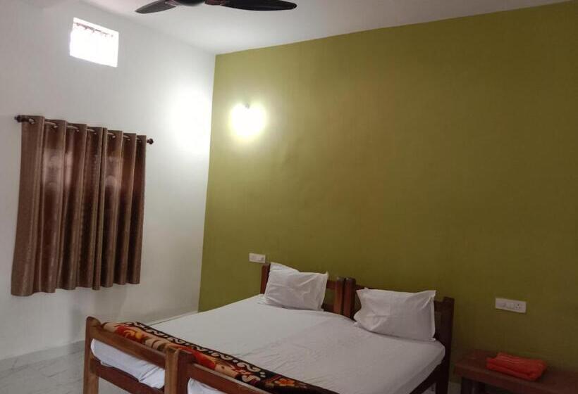 غرفة قياسية, Shree Krishna Nature Stay