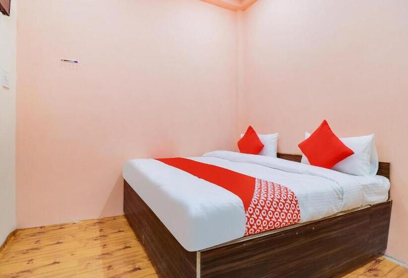 三人经典房间, Spot On 67730 Yash Paying Guest House