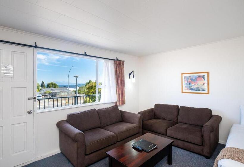 Номер Стандарт, Chevron Motel