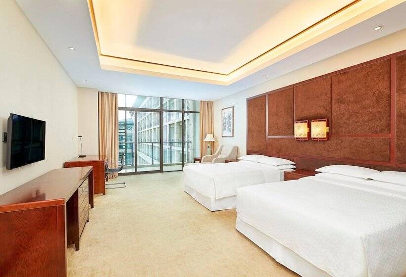 Номер Superior, Four Points By Sheraton Danzhou