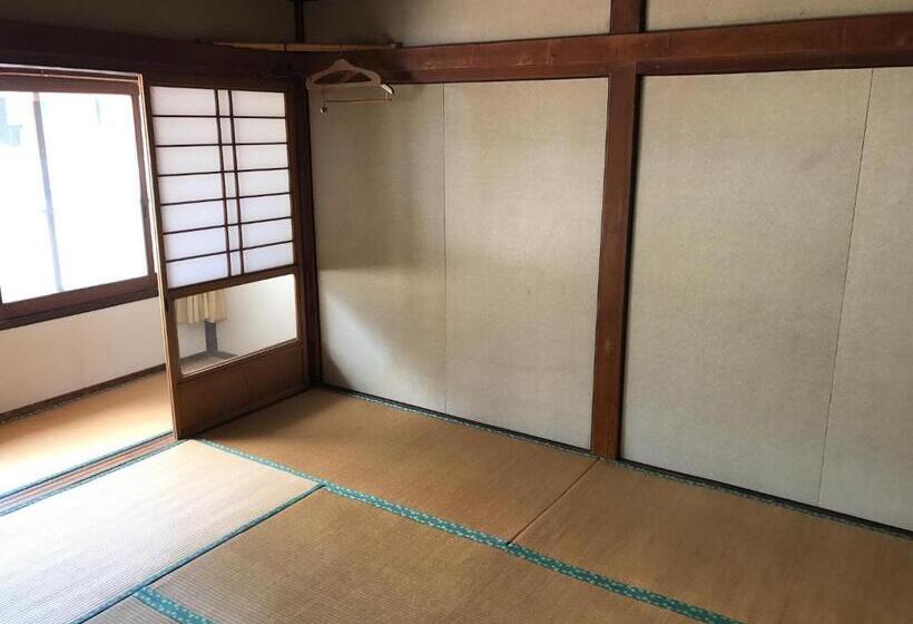 Трежместный Номер Economy, Niko Ryokan