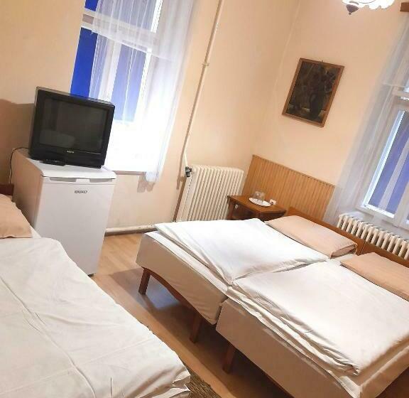Номер Стандарт Трехместный, Bendegúz Villa