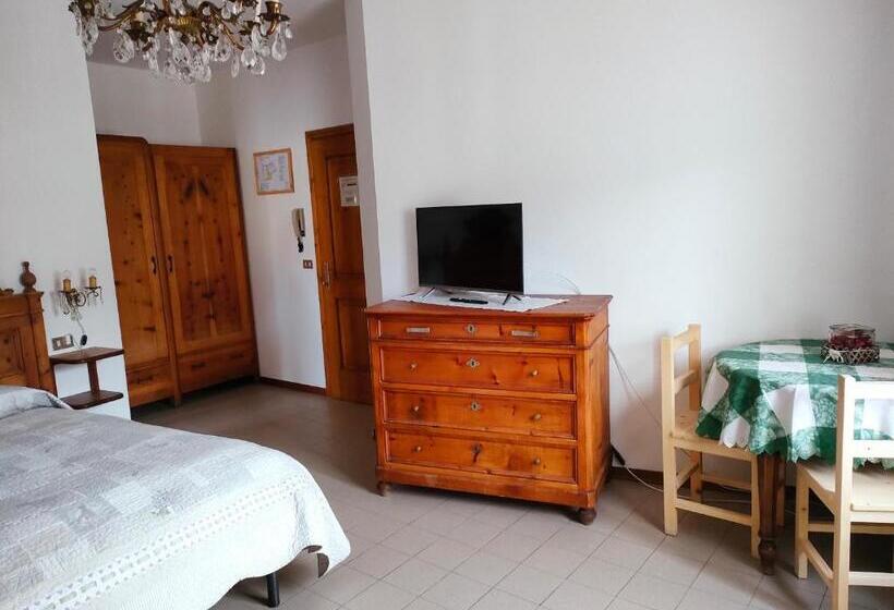 Номер Стандарт, Camere Vecchio Borgo