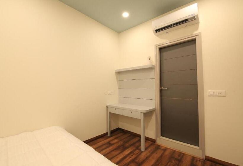 标准间带阳台, Blue Beds Hostel