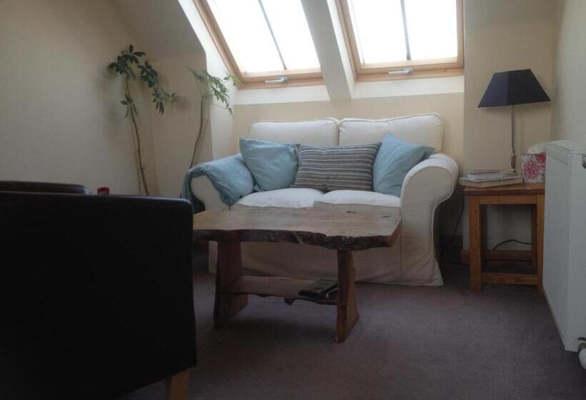 Номер Стандарт, Chapel Of Barras B&b