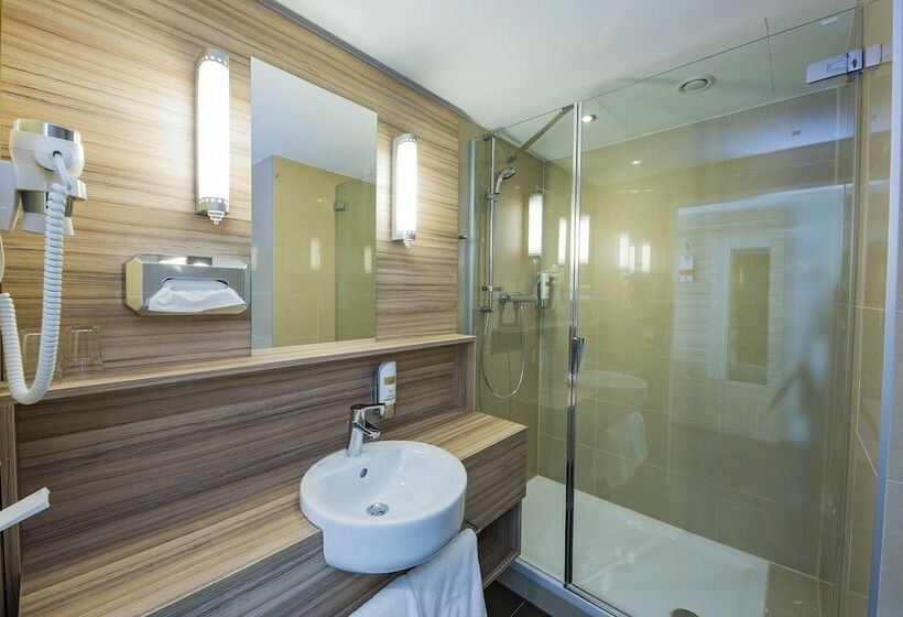 Номер Стандарт, Leonardo Boutique Hotel Linz City Center