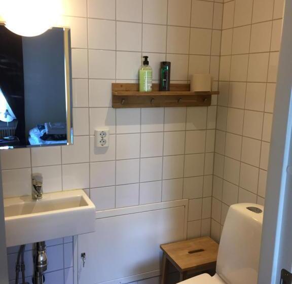 标准间, Höjdens Lågprishotell