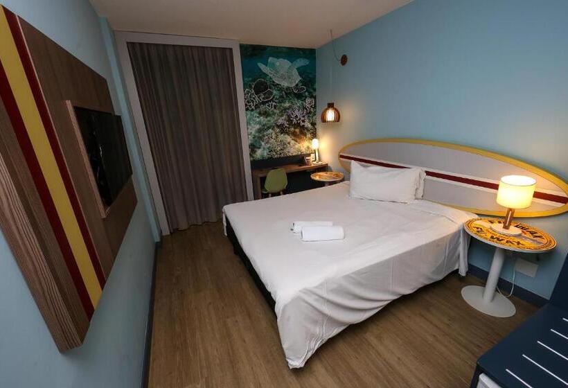 Номер Стандарт, Delphin Surf