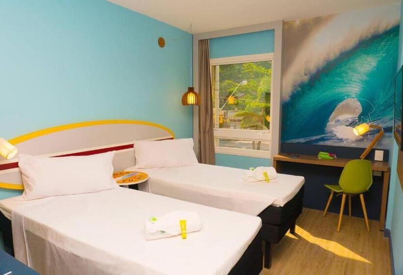 Номер Стандарт, Delphin Surf