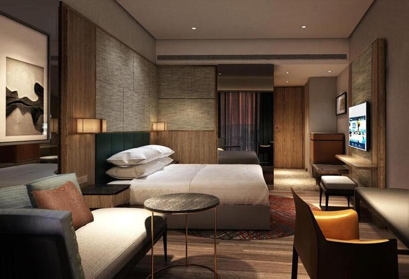 Номер Премиум, Sheraton Kuching