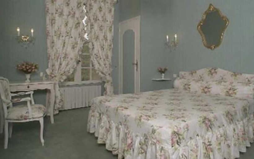 Номер Стандарт, Hôtel Le Prieuré