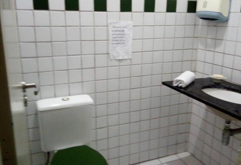غرفة سوبيريور ثلاثية مطلّة علي البحر, Mangue Oranje Hostel