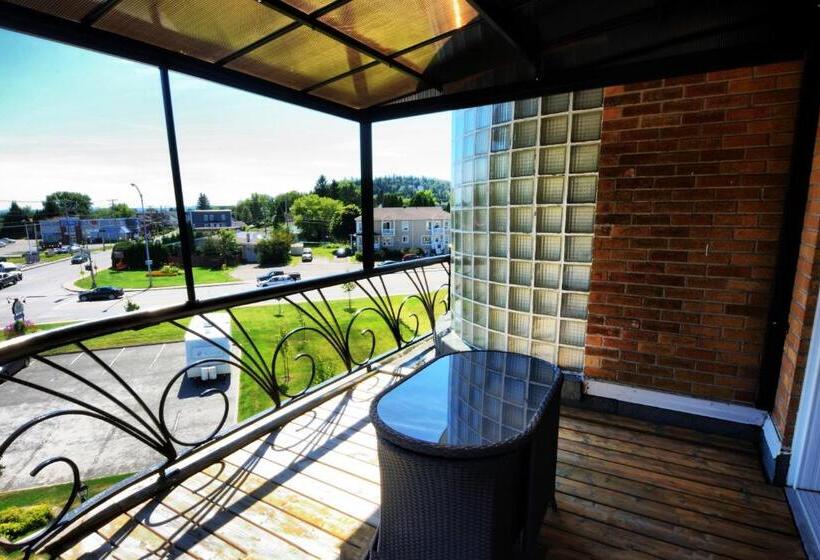 Номер Стандарт, Auberge Le St Georges