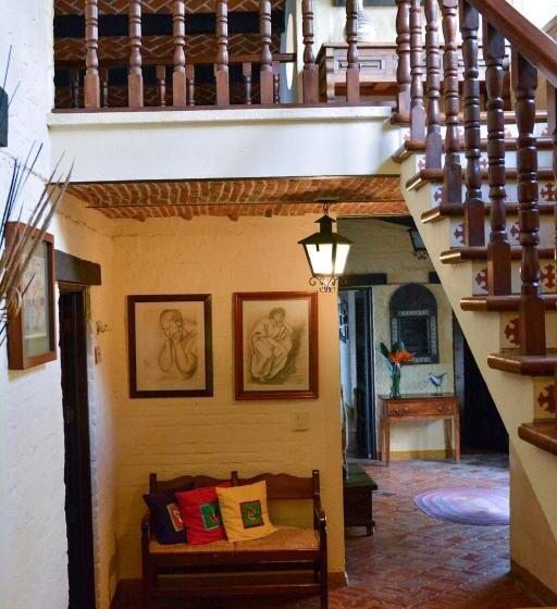 Люкс Повышенной Комфортности, Casa Palomas Bed And Breakfast