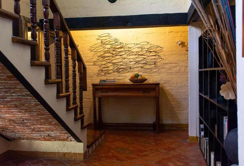 Номер Superior Вид на Сад, Casa Palomas Bed And Breakfast
