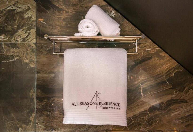 Трехместный Номер Deluxe, All Seasons Residence Hotel   Free Parking