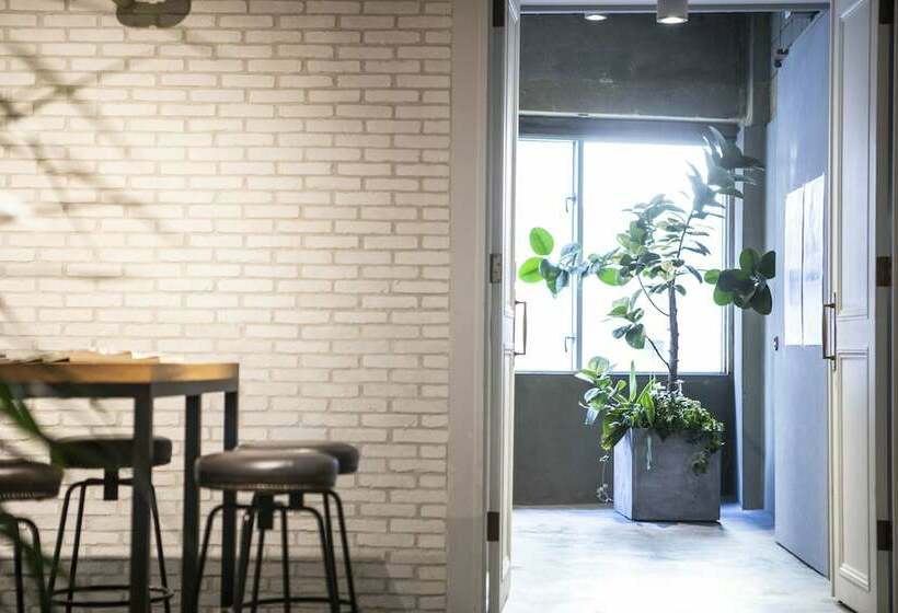 Кровать в Общей Комнате, Hafh Fukuoka The Life   Hostel