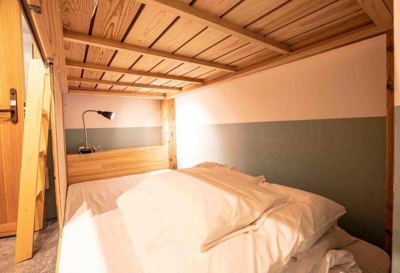 Кровать в Общей Комнате, Hafh Fukuoka The Life   Hostel