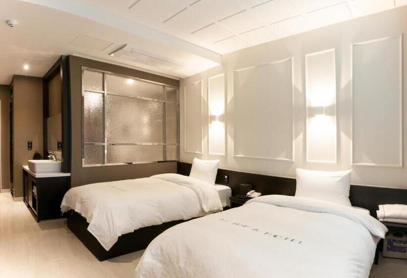 Номер Deluxe Вид на Море, Le Idea Hotel Busan Station