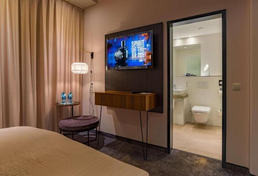Номер Стандарт, Elaya Hotel Munich City