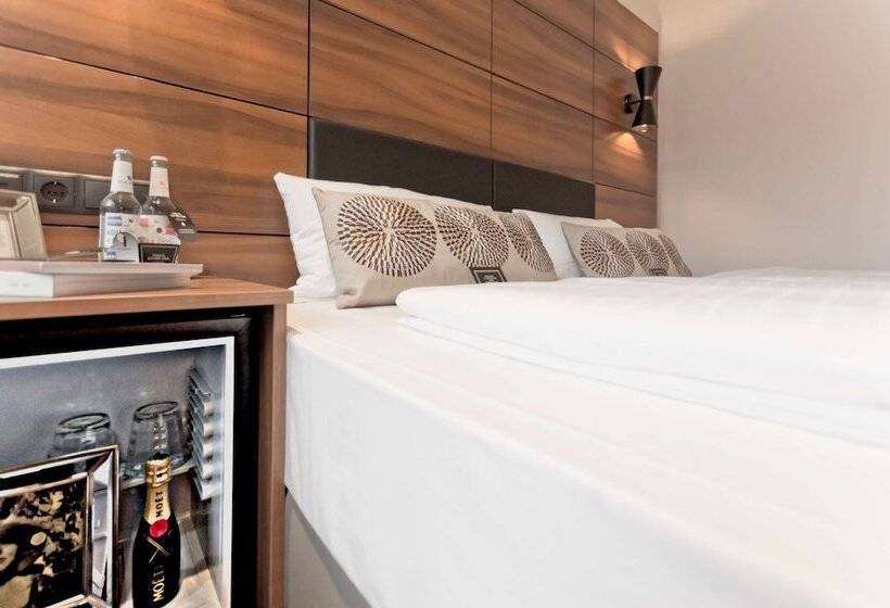 Номер Стандарт, Elaya Hotel Munich City