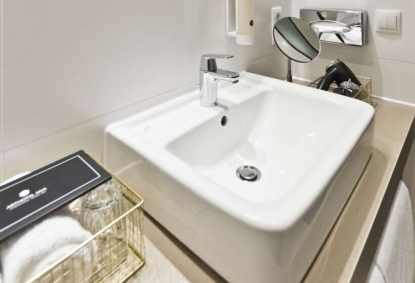 Номер Стандарт, Elaya Hotel Munich City
