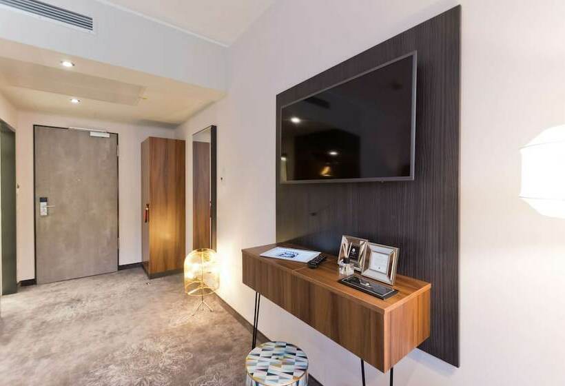 Номер Superior, Elaya Hotel Munich City