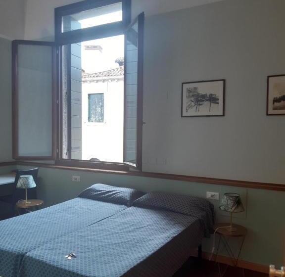 اتاق لوکس, Foresteria Valdese Venezia