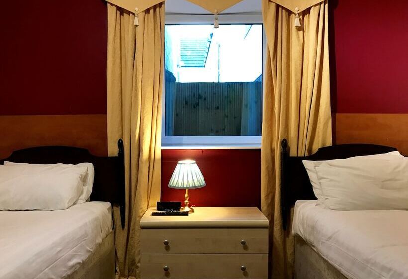اتاق استاندارد با سرویس بهداشتی مشترک, Glenlossie Guest House