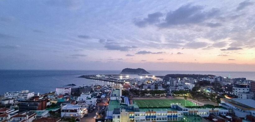 스탠다드 발코니 룸 바다 전망, Bridge Seogwipo