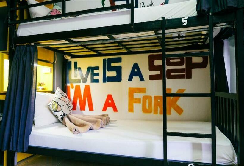 تختخواب در اتاق مشترک, K Bunk Hostel