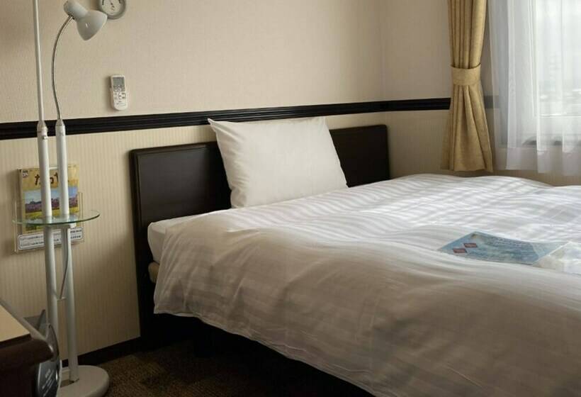 اتاق استاندارد یک نفره, Toyoko Inn Shintakaokaeki Shinkansen Minamiguchi