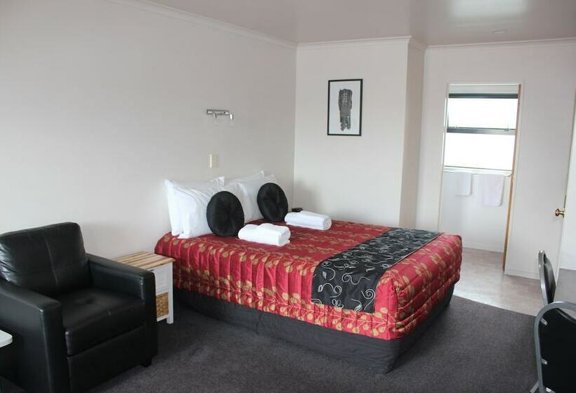 Студия Стандарт, Kiwi Court Motel