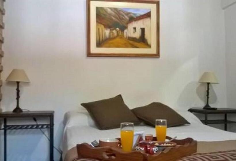 Номер Стандарт Трехместный, Hostal Tierra De Vinos