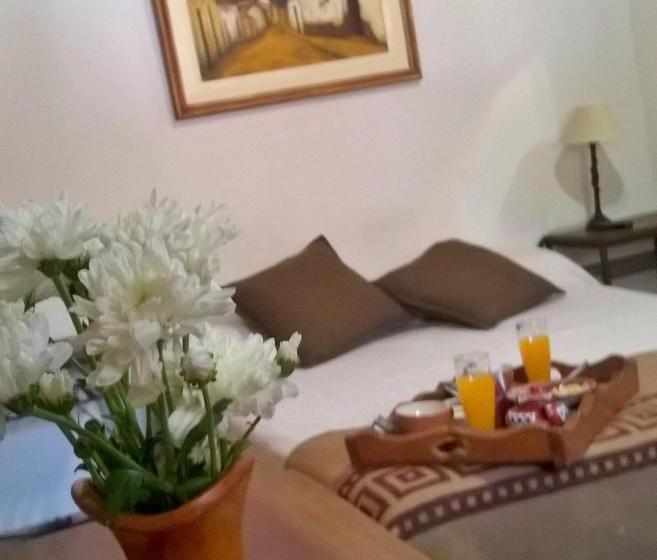 Номер Стандарт Совместная Ванная, Hostal Tierra De Vinos