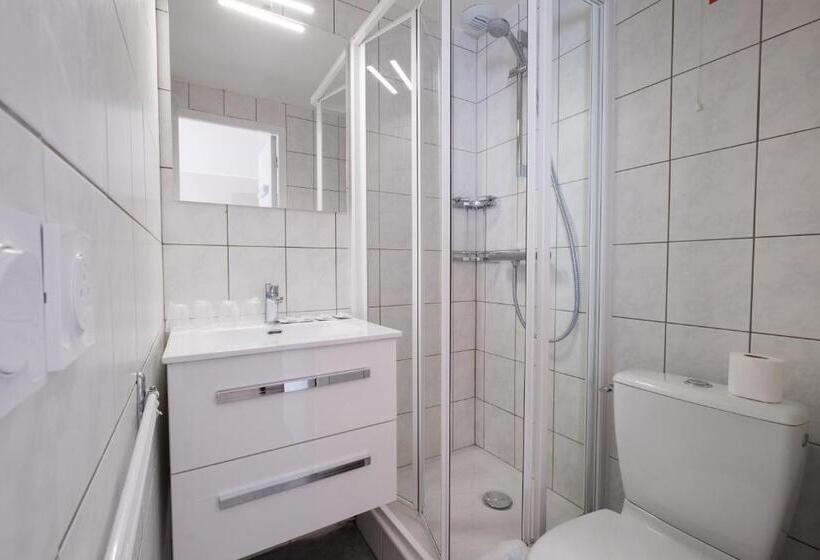 اتاق استاندارد یک نفره, Hôtel Les Essarts, Ussim Vacances