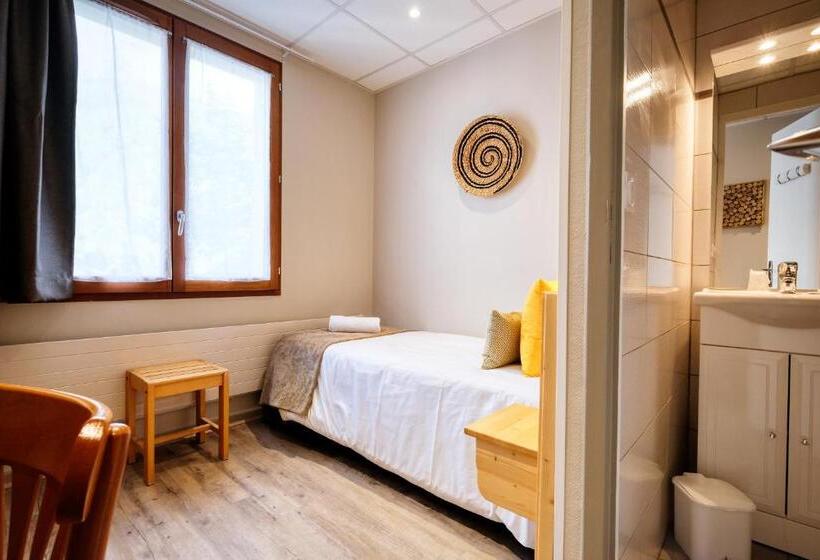 اتاق استاندارد یک نفره, Hôtel Les Essarts, Ussim Vacances